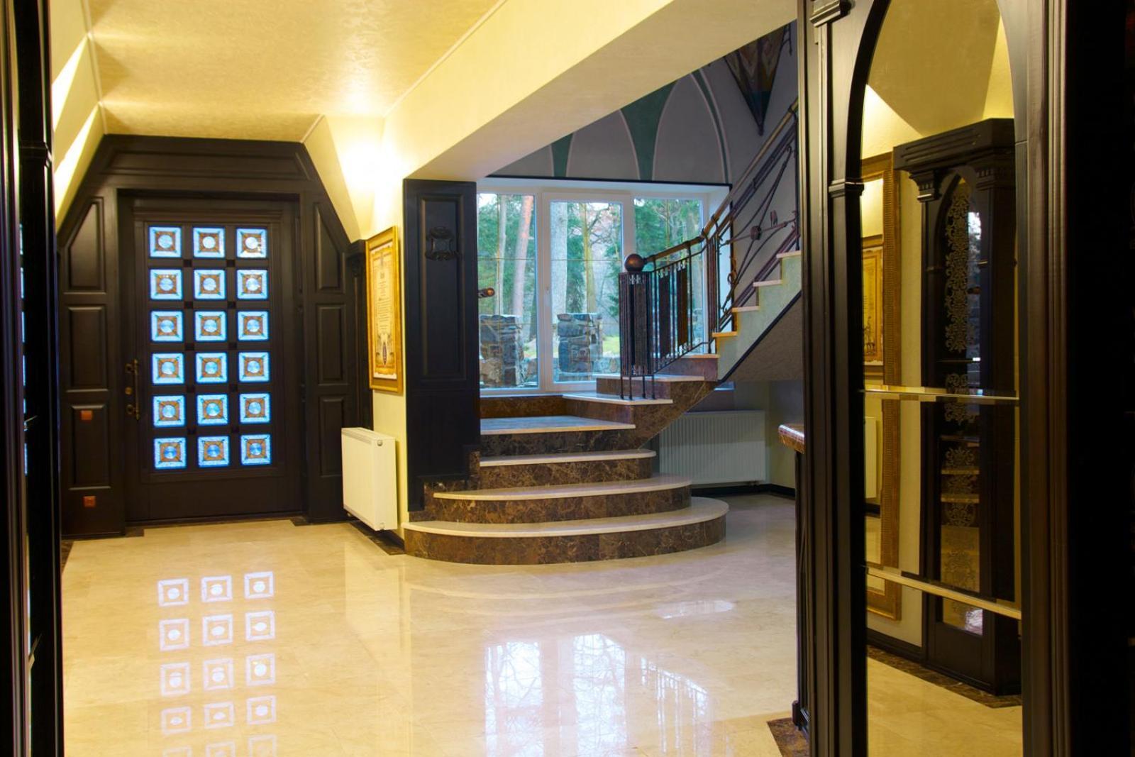 Dolgomostiska Sherwood Hotel מראה חיצוני תמונה
