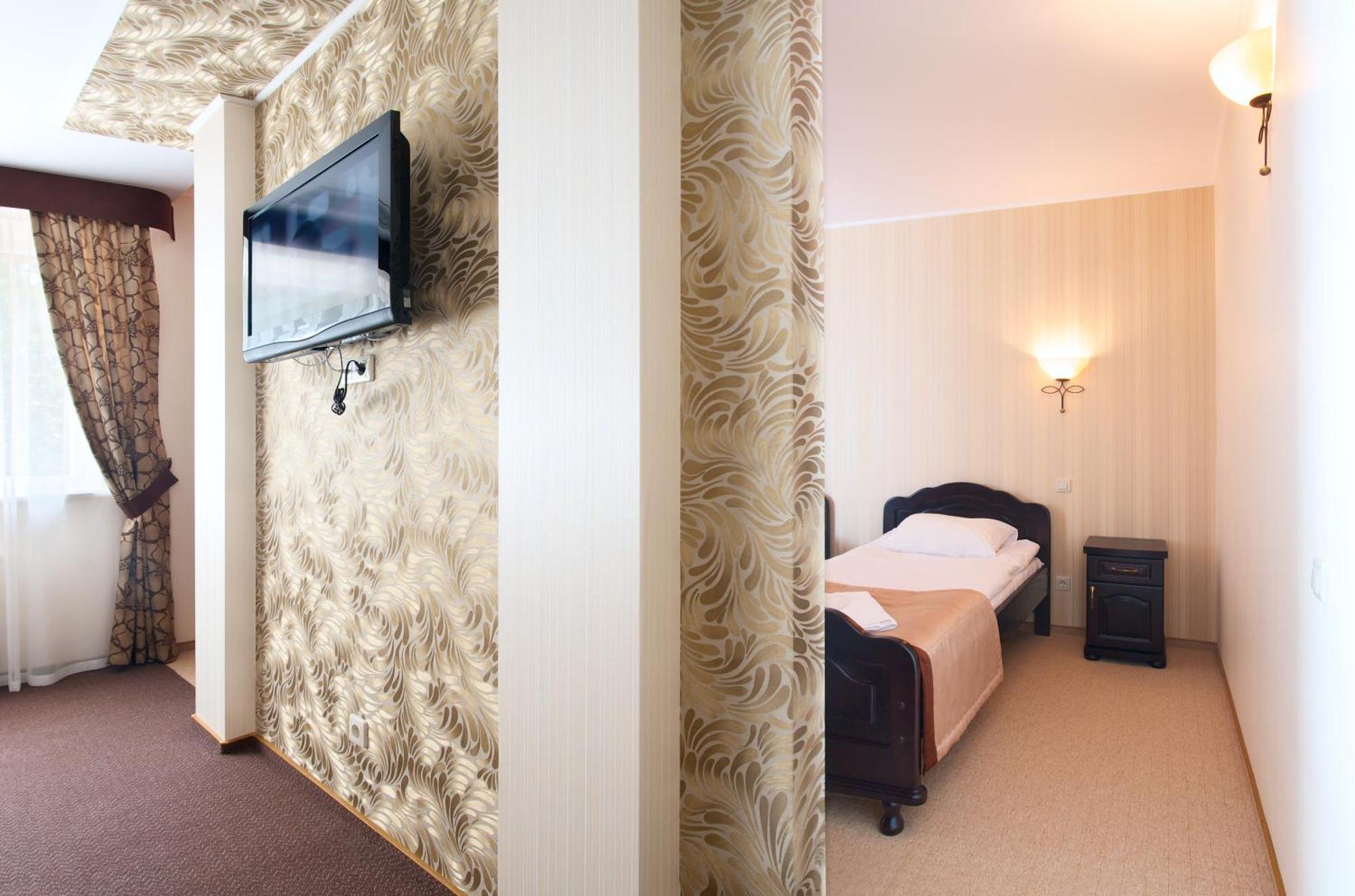 Dolgomostiska Sherwood Hotel חדר תמונה