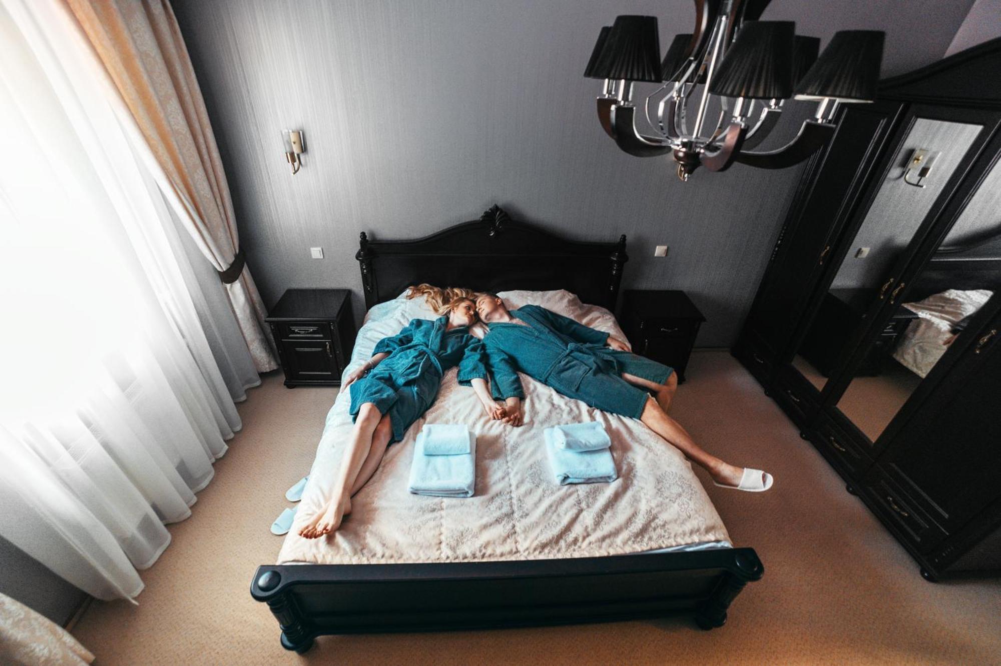 Dolgomostiska Sherwood Hotel מראה חיצוני תמונה